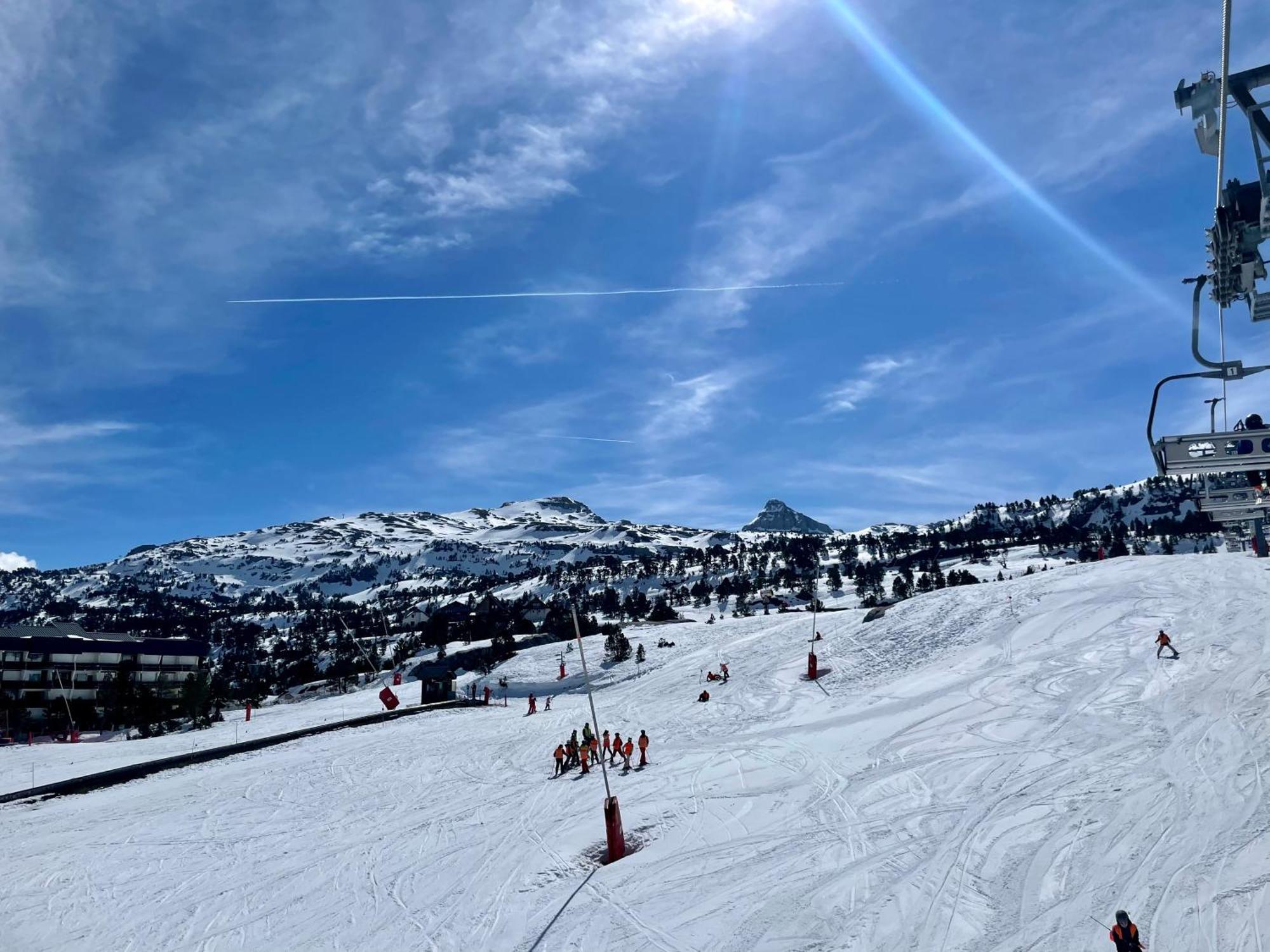 Au Coeur Des Montagnes ! Apartamento Arette Exterior foto