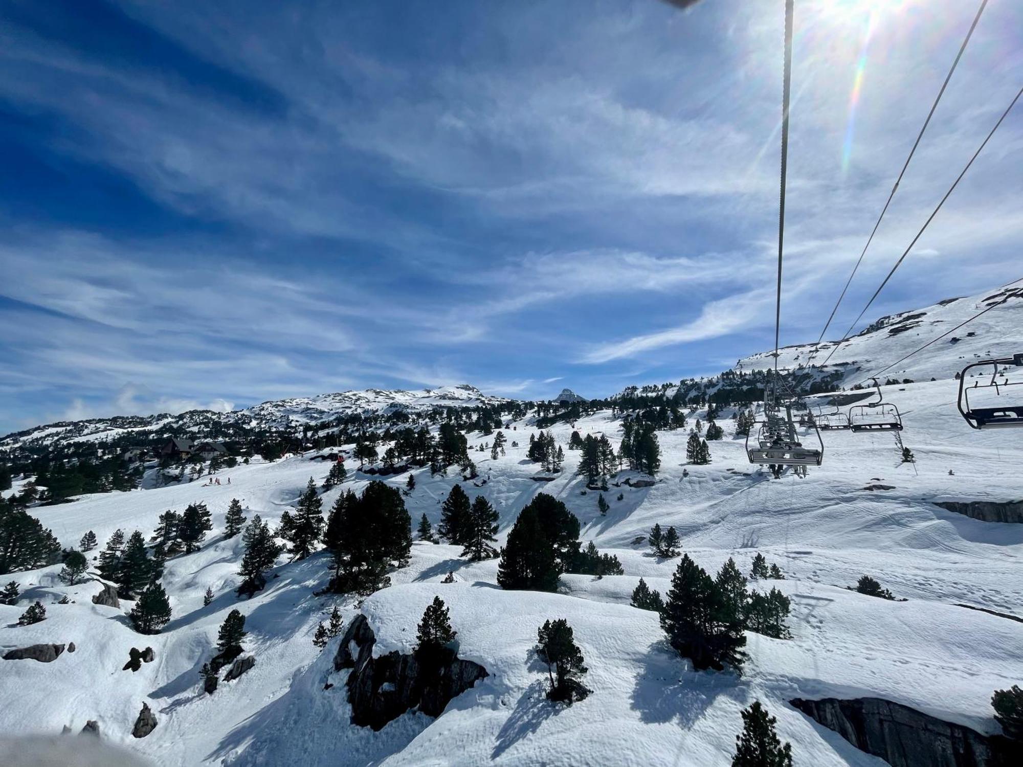 Au Coeur Des Montagnes ! Apartamento Arette Exterior foto