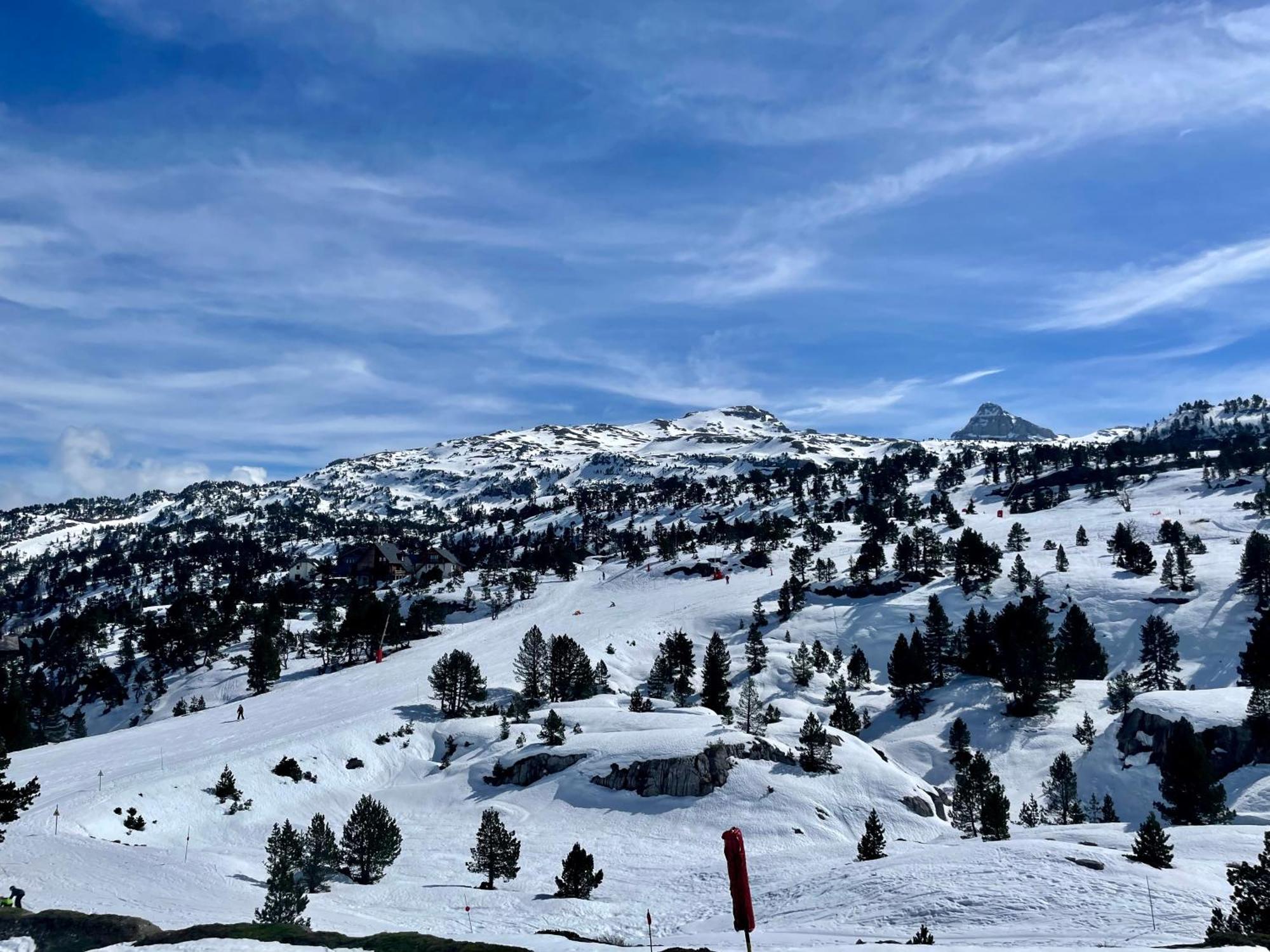 Au Coeur Des Montagnes ! Apartamento Arette Exterior foto