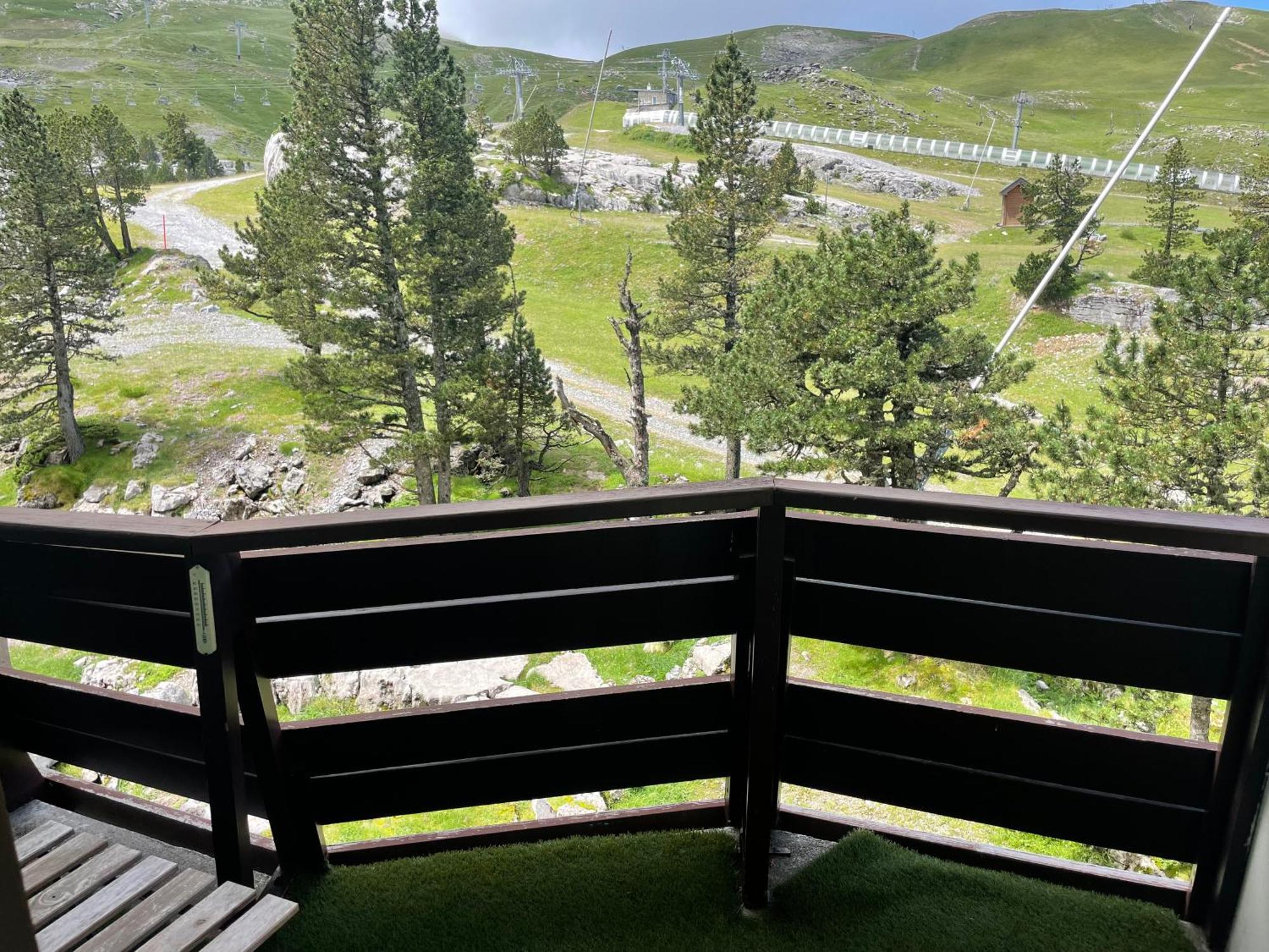 Au Coeur Des Montagnes ! Apartamento Arette Exterior foto